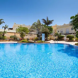 Home2book Stunning Sultan Casa Estrella, Wifi&pool , Corralejo Spain